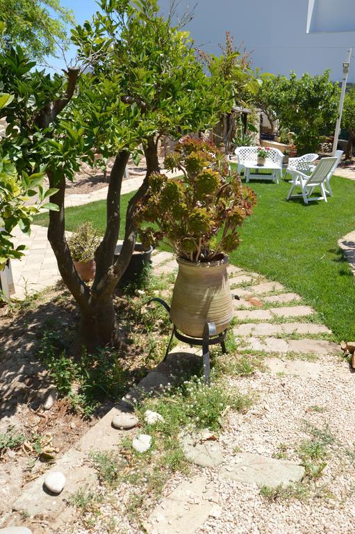 Guest House Al Giardino Dei Limoni فافينانا المظهر الخارجي الصورة